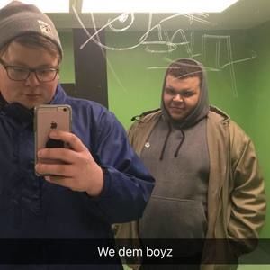 Meet your Posher, Cameron